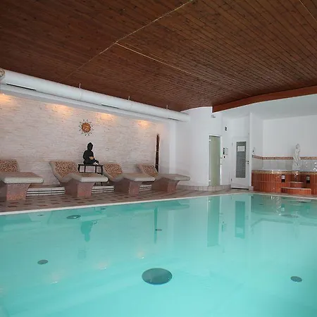 Alpenhotel Weiherbach - Hallenbad Und Sauna מלון