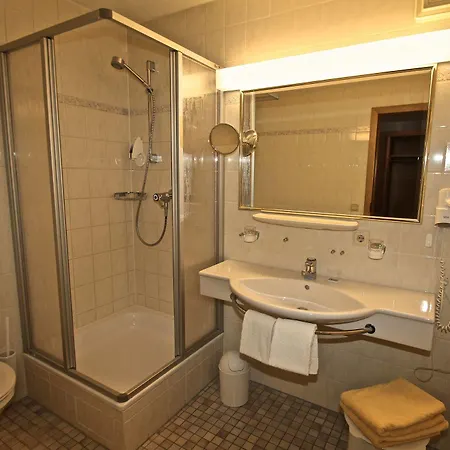 Alpenhotel Weiherbach - Hallenbad Und Sauna 3*