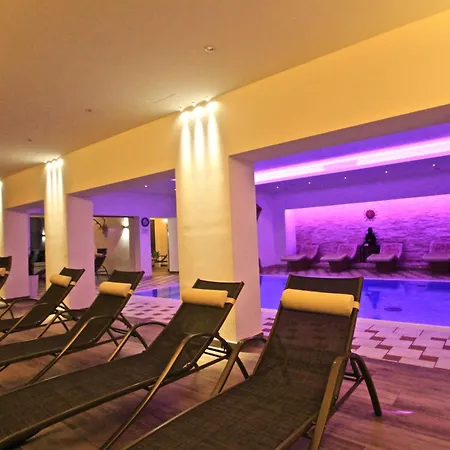 Otel Alpenhotel Weiherbach Hallenbad Und Sauna Berchtesgaden